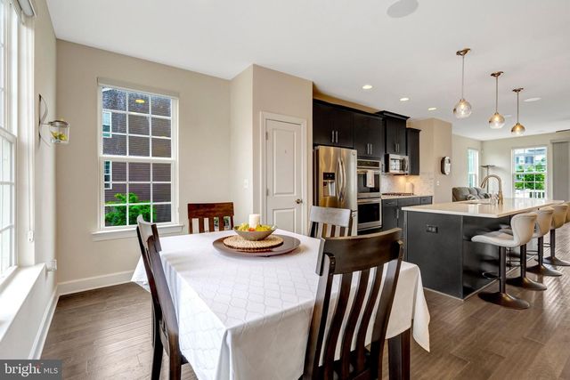 6018 CAMERONS FERRY DR, Haymarket, VA 20169