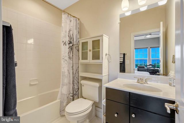 6018 CAMERONS FERRY DR, Haymarket, VA 20169
