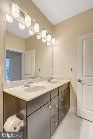 6018 CAMERONS FERRY DR, Haymarket, VA 20169