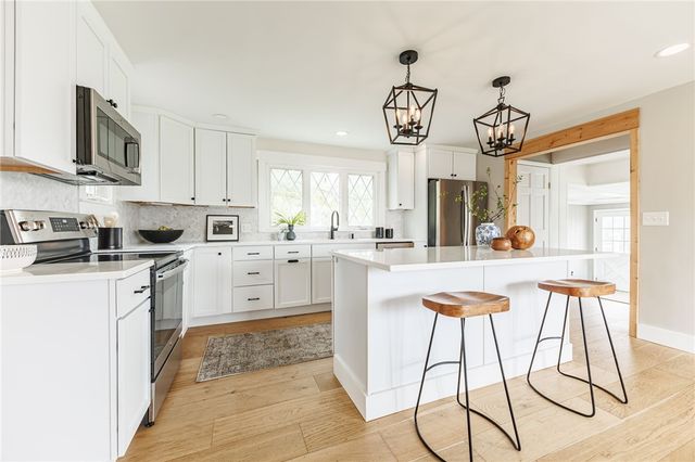 718 High Street, Victor, NY 14564