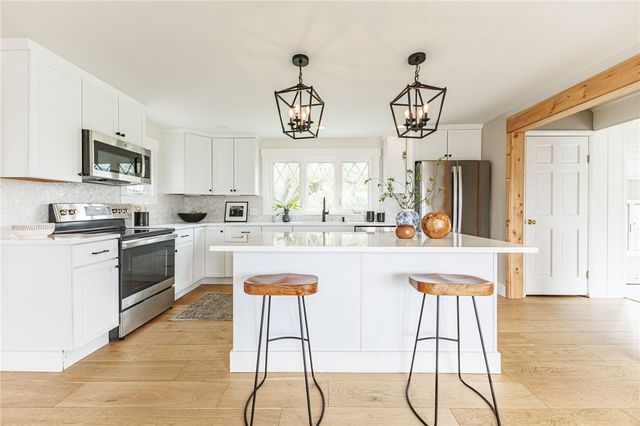 718 High Street, Victor, NY 14564