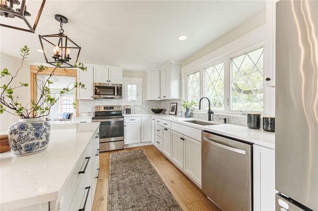 718 High Street, Victor, NY 14564
