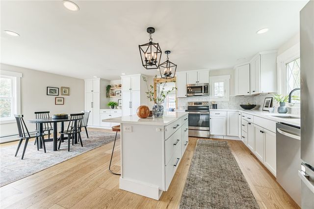 718 High Street, Victor, NY 14564