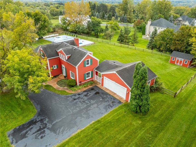 718 High Street, Victor, NY 14564