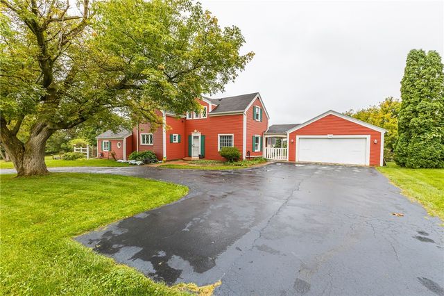 718 High Street, Victor, NY 14564