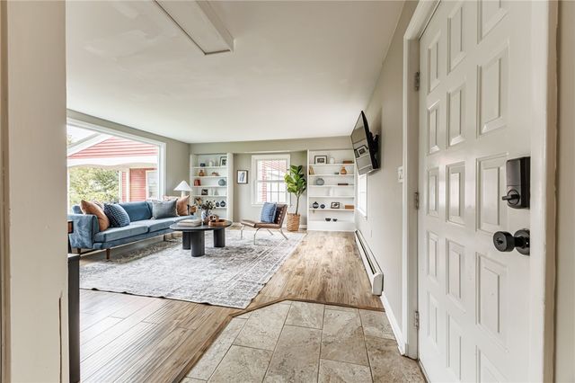 718 High Street, Victor, NY 14564