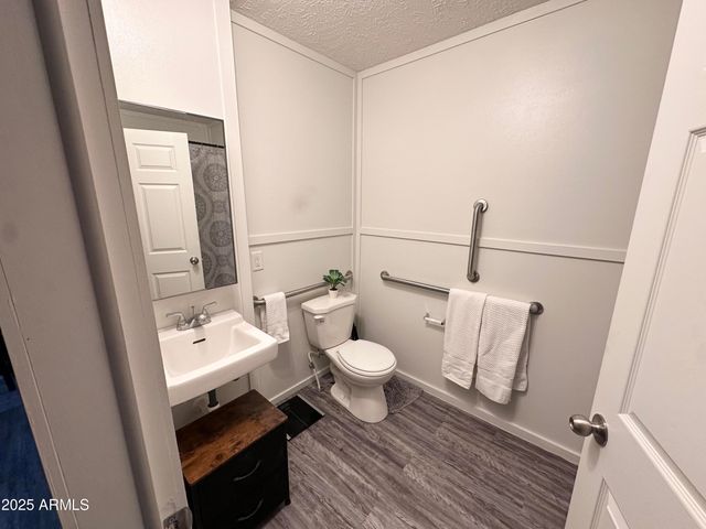 8401 N 67TH Avenue 250, Glendale, AZ 85302