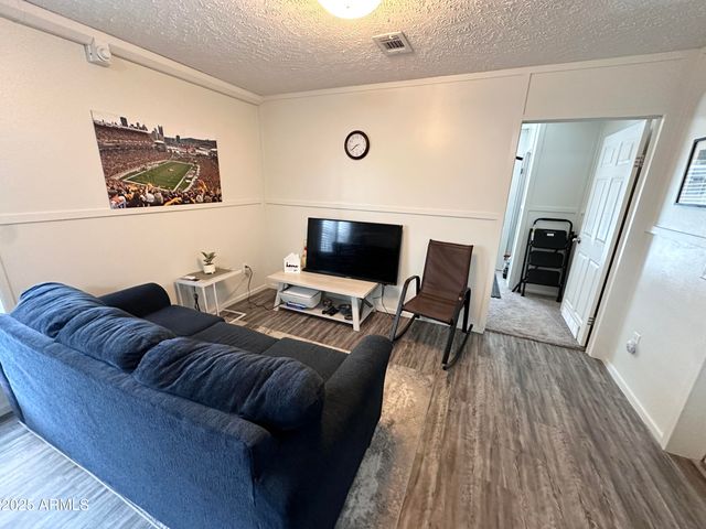 8401 N 67TH Avenue 250, Glendale, AZ 85302