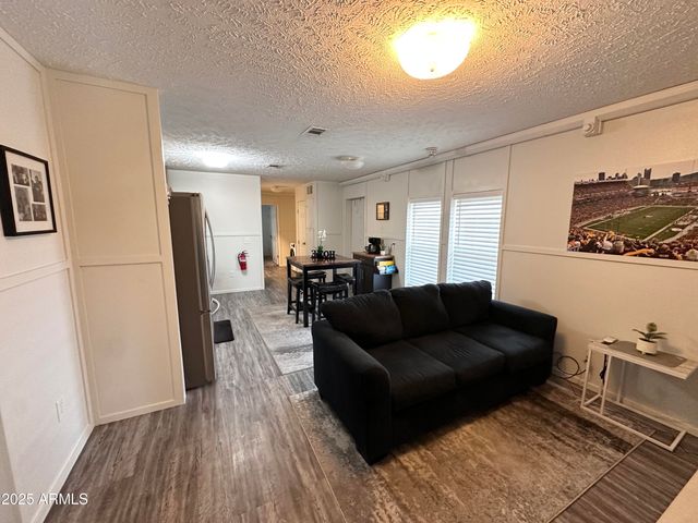 8401 N 67TH Avenue 250, Glendale, AZ 85302