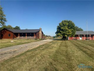 18142 Tontogany Road, Bowling Green, OH 43402