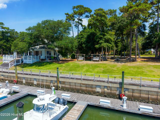 580 Maritime Way SW, Supply, NC 28462