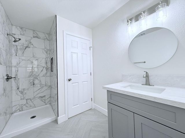 4472 N Cornelia Avenue, Fresno, CA 93722