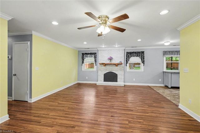 314 Mountainbrook Drive, King, NC 27021
