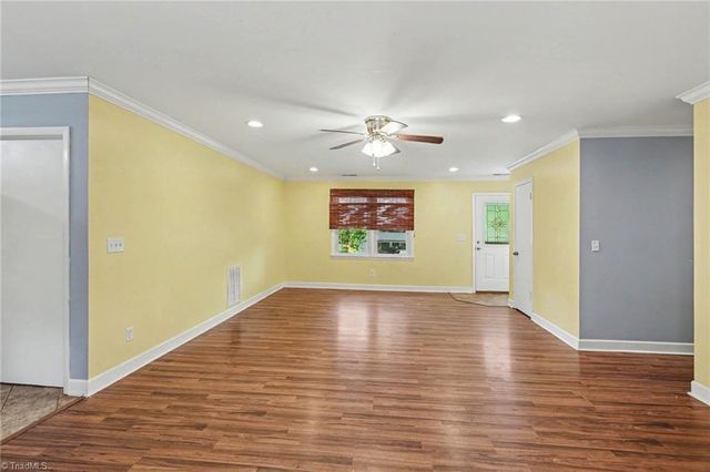 314 Mountainbrook Drive, King, NC 27021
