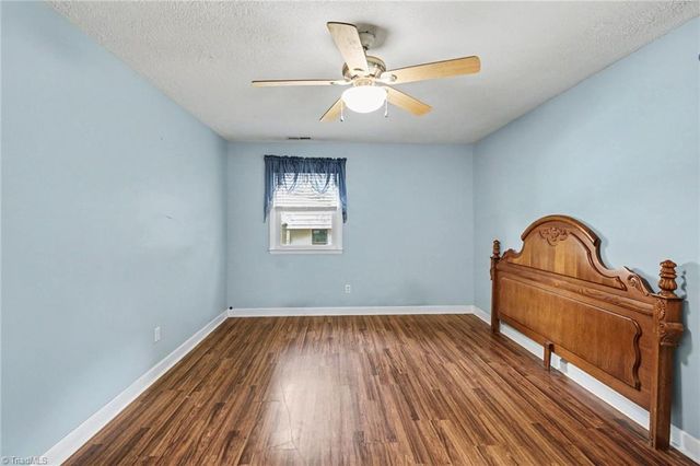 314 Mountainbrook Drive, King, NC 27021