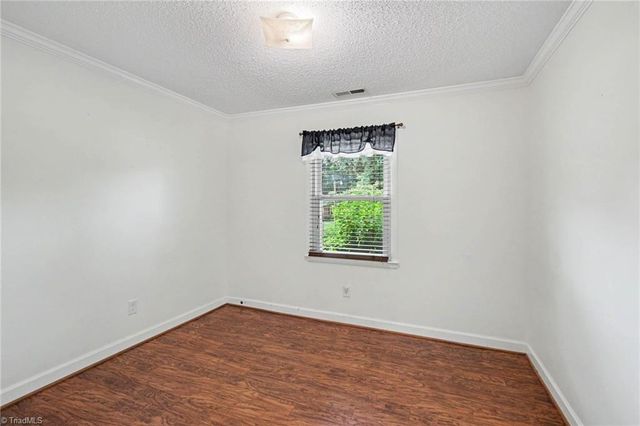 314 Mountainbrook Drive, King, NC 27021