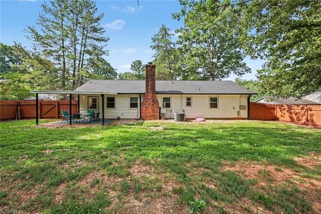 314 Mountainbrook Drive, King, NC 27021
