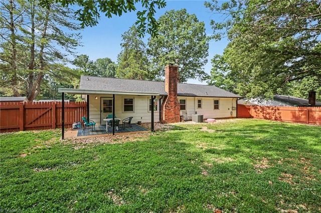 314 Mountainbrook Drive, King, NC 27021