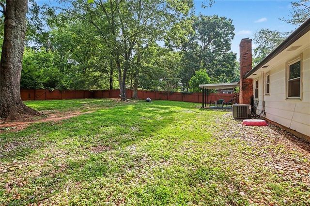 314 Mountainbrook Drive, King, NC 27021