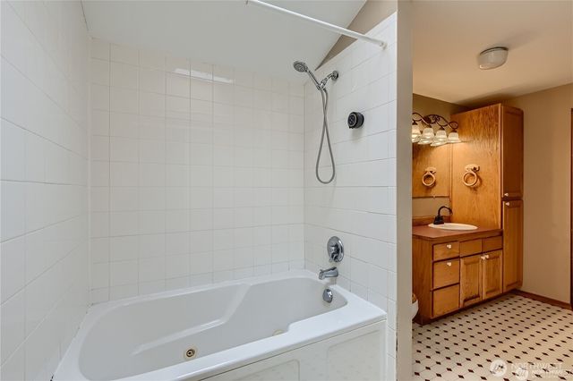 1710 Ludwig Road, Snohomish, WA 98290