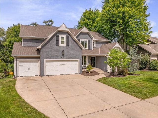 16102 Overbrook Lane, Stilwell, KS 66085