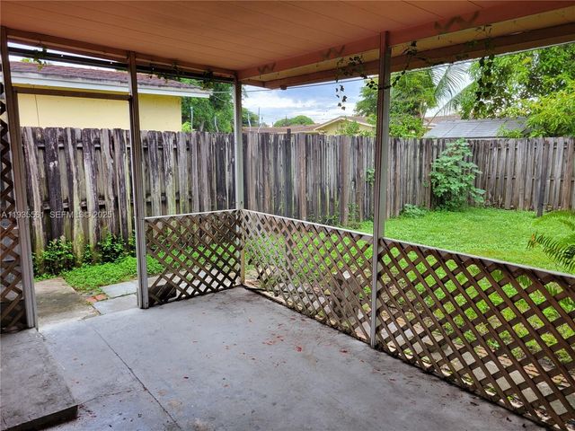 7101 NW 24th St -, Sunrise, FL 33313