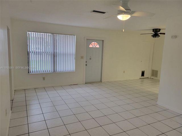 7101 NW 24th St -, Sunrise, FL 33313