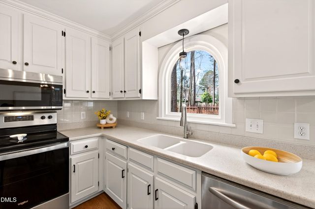 123 Donna Place, Cary, NC 27513