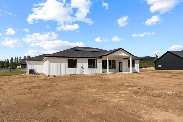 3942 M Gardenspot Rd, Loon Lake, WA 99148