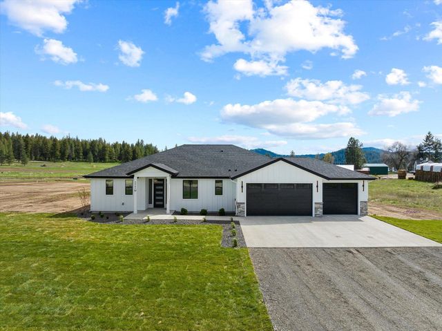 3942 M Gardenspot Rd, Loon Lake, WA 99148