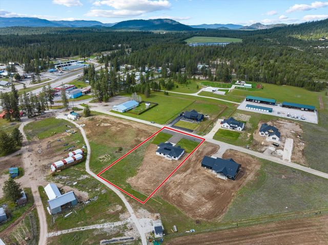 3942 M Gardenspot Rd, Loon Lake, WA 99148