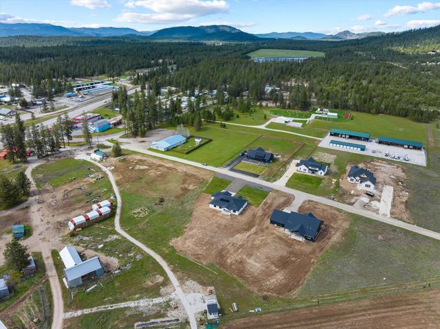 3942 M Gardenspot Rd, Loon Lake, WA 99148