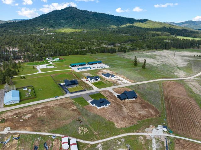 3942 M Gardenspot Rd, Loon Lake, WA 99148