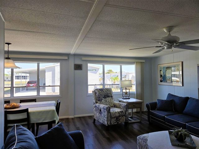 3218 OAKWOOD BOULEVARD S, Sarasota, FL 34237