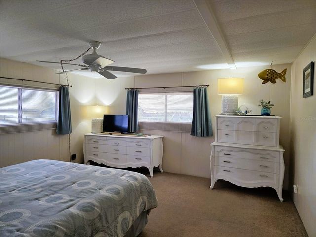 3218 OAKWOOD BOULEVARD S, Sarasota, FL 34237