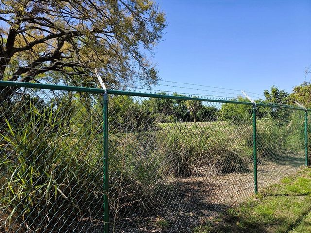 3218 OAKWOOD BOULEVARD S, Sarasota, FL 34237