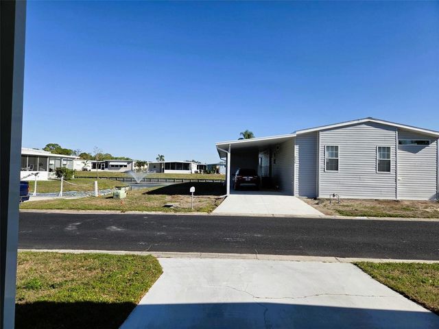 3218 OAKWOOD BOULEVARD S, Sarasota, FL 34237