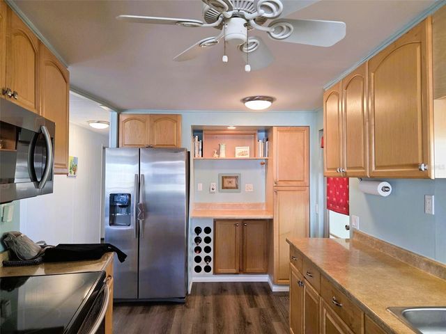 3218 OAKWOOD BOULEVARD S, Sarasota, FL 34237