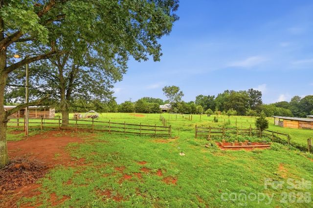 3881 Summerow Road, Maiden, NC 28650