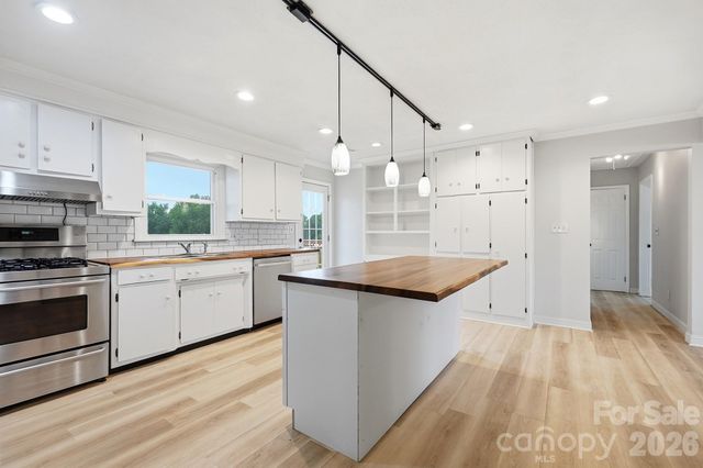 3881 Summerow Road, Maiden, NC 28650