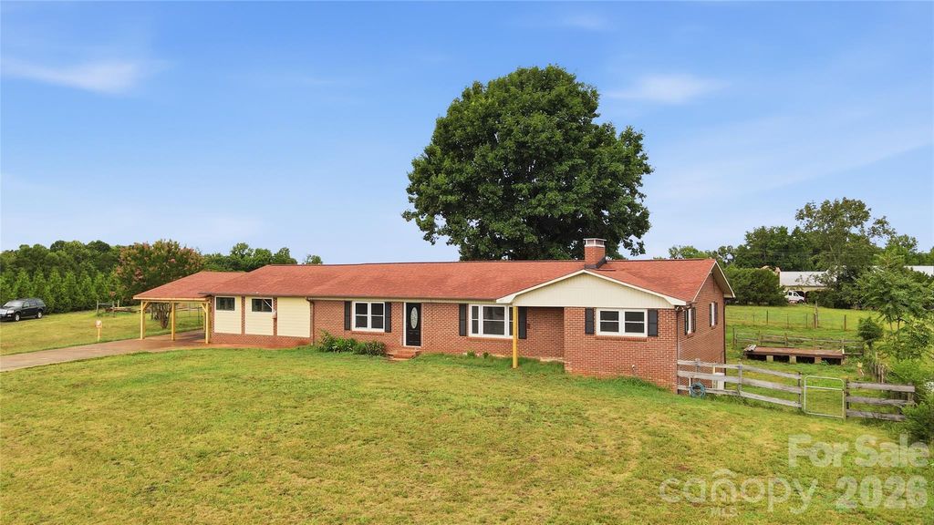 3881 Summerow Road, Maiden, NC 28650