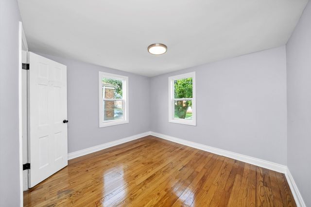 307 Geneva Avenue, Bellwood, IL 60104