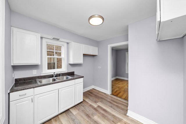 307 Geneva Avenue, Bellwood, IL 60104