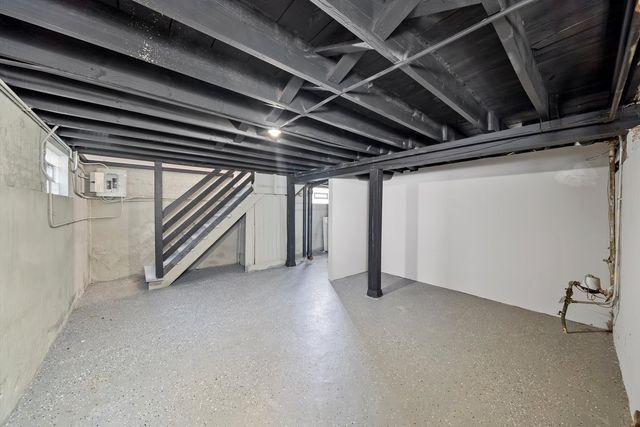 307 Geneva Avenue, Bellwood, IL 60104