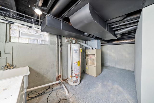 307 Geneva Avenue, Bellwood, IL 60104