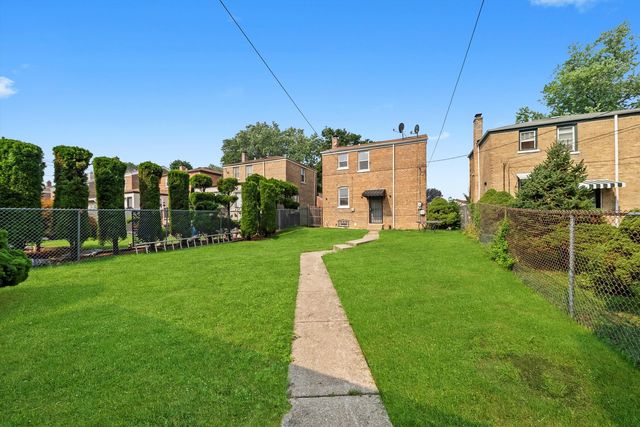 307 Geneva Avenue, Bellwood, IL 60104