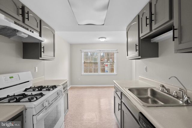 5773 YELLOWROSE CT, Columbia, MD 21045