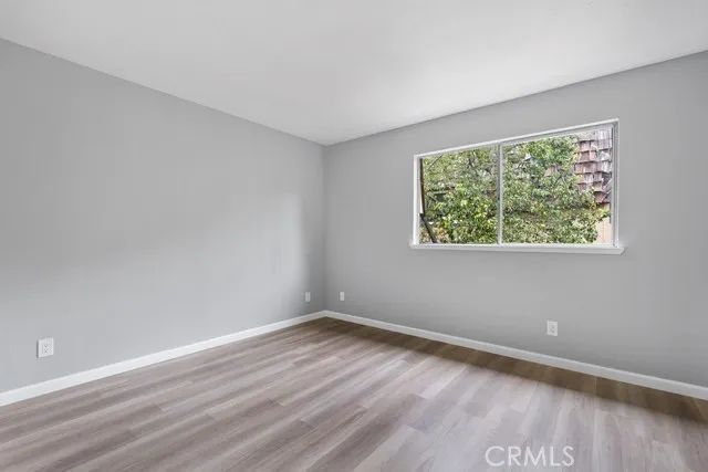 10401 Shaw, Oakland, CA 94605