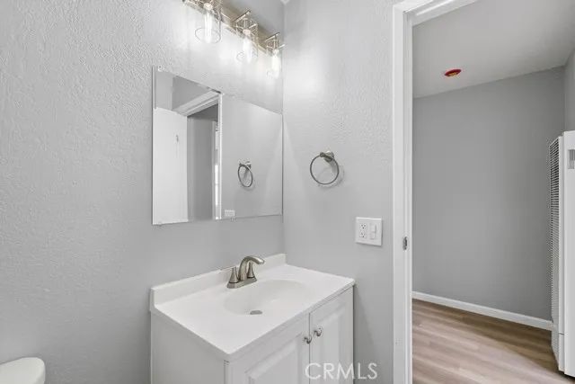 10401 Shaw, Oakland, CA 94605