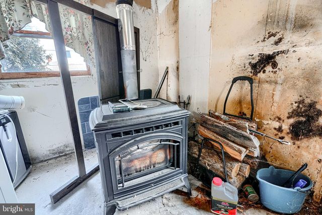 12516 GOLDENS AVE SE, Cumberland, MD 21502